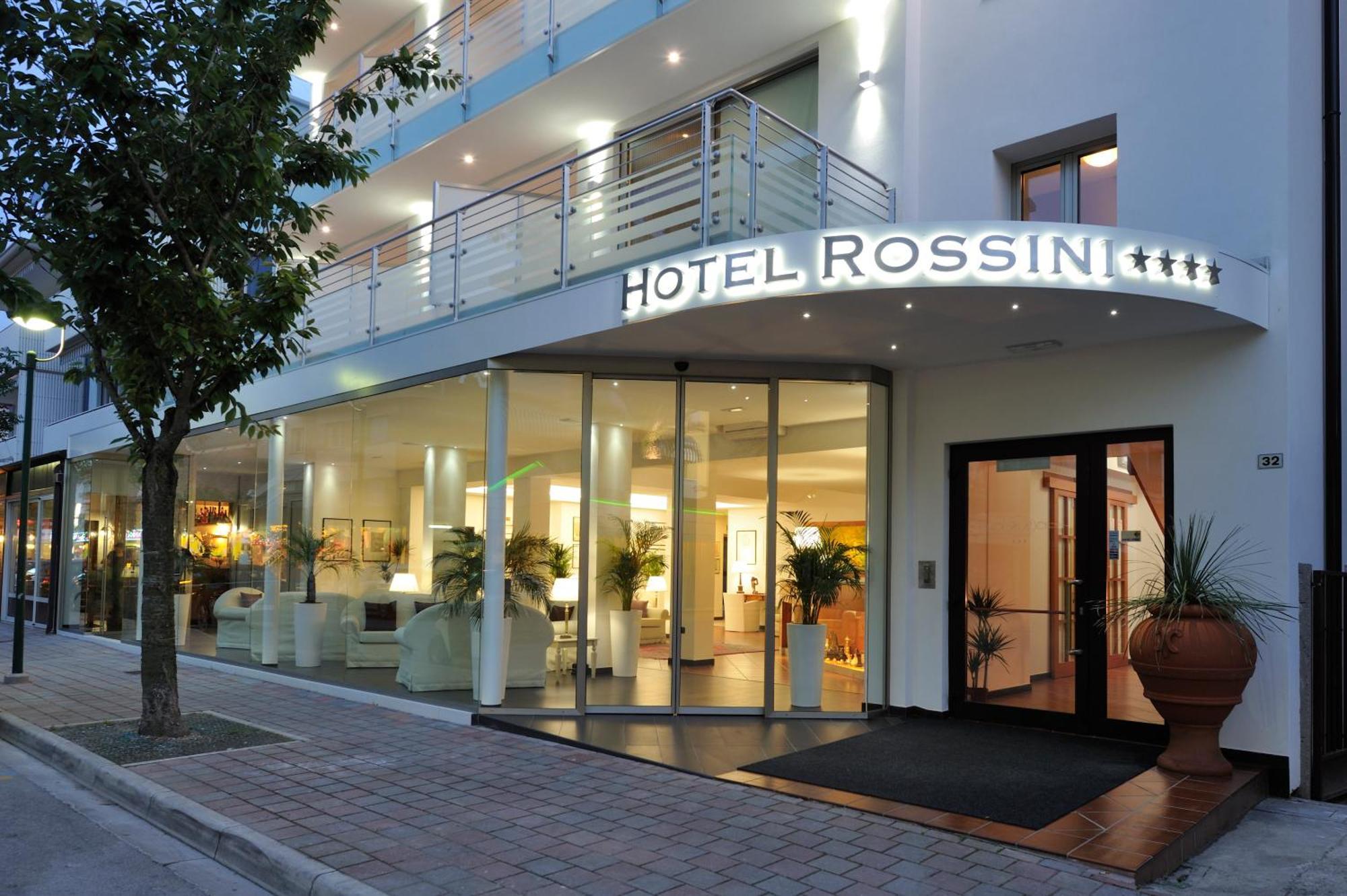 Hotel Rossini 4S Lignano Sabbiadoro Exteriör bild